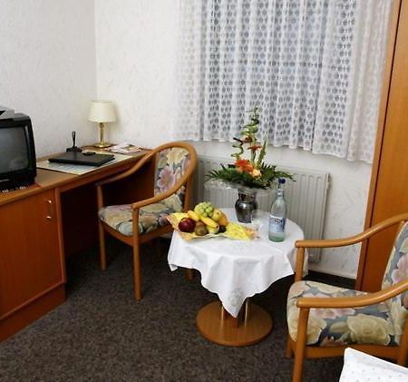 潘佩尔酒店餐厅 Großalmerode 外观 照片